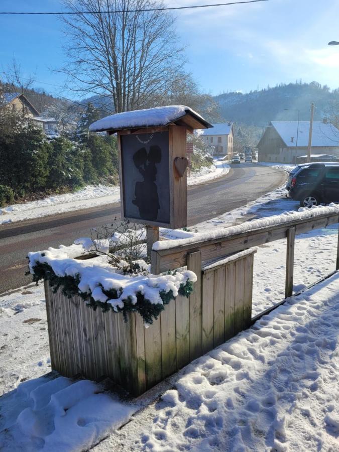 Hotel Les Jolis Coeurs Thiéfosse Esterno foto